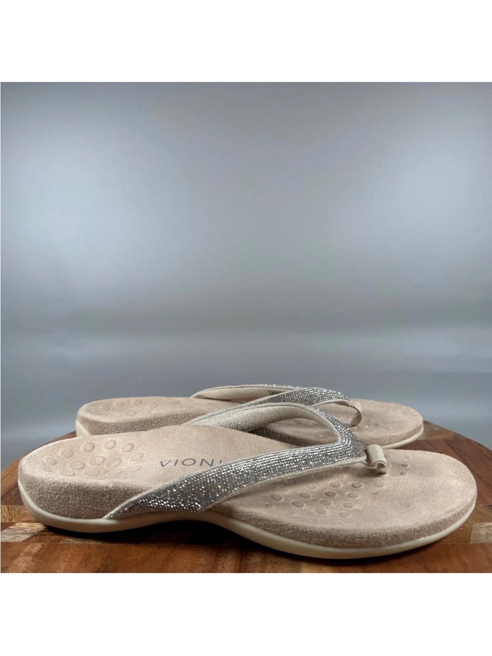 Vionic Women's Dillon Orthotic Rhinestone Sandals - Picture 7 of 9